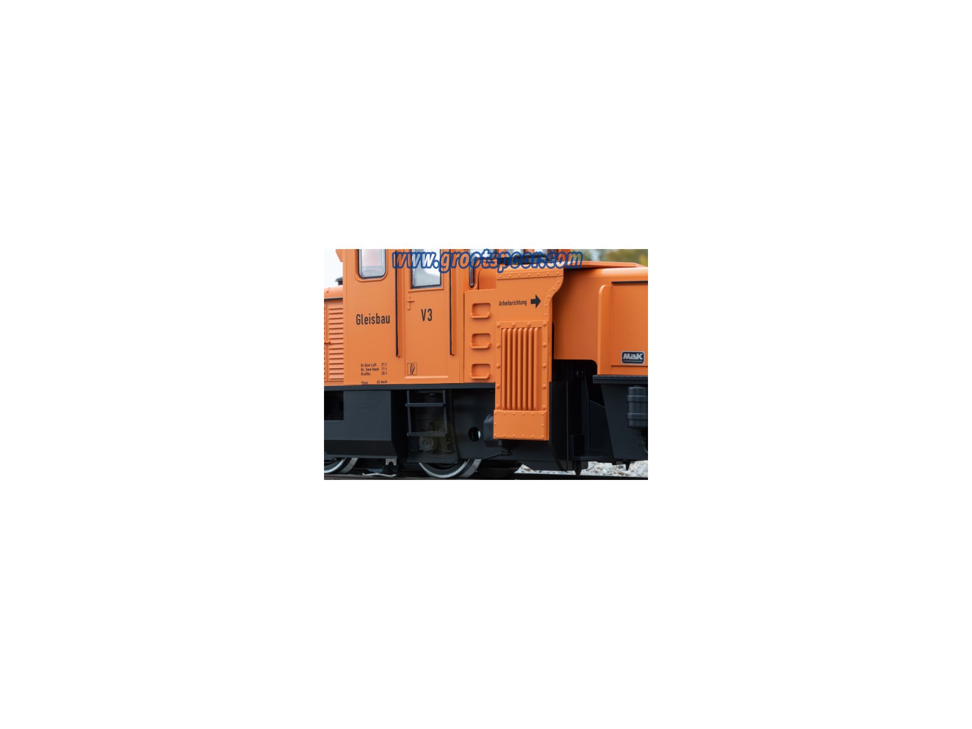 LGB 21671 Loc met baanruimer | grootspoor.com