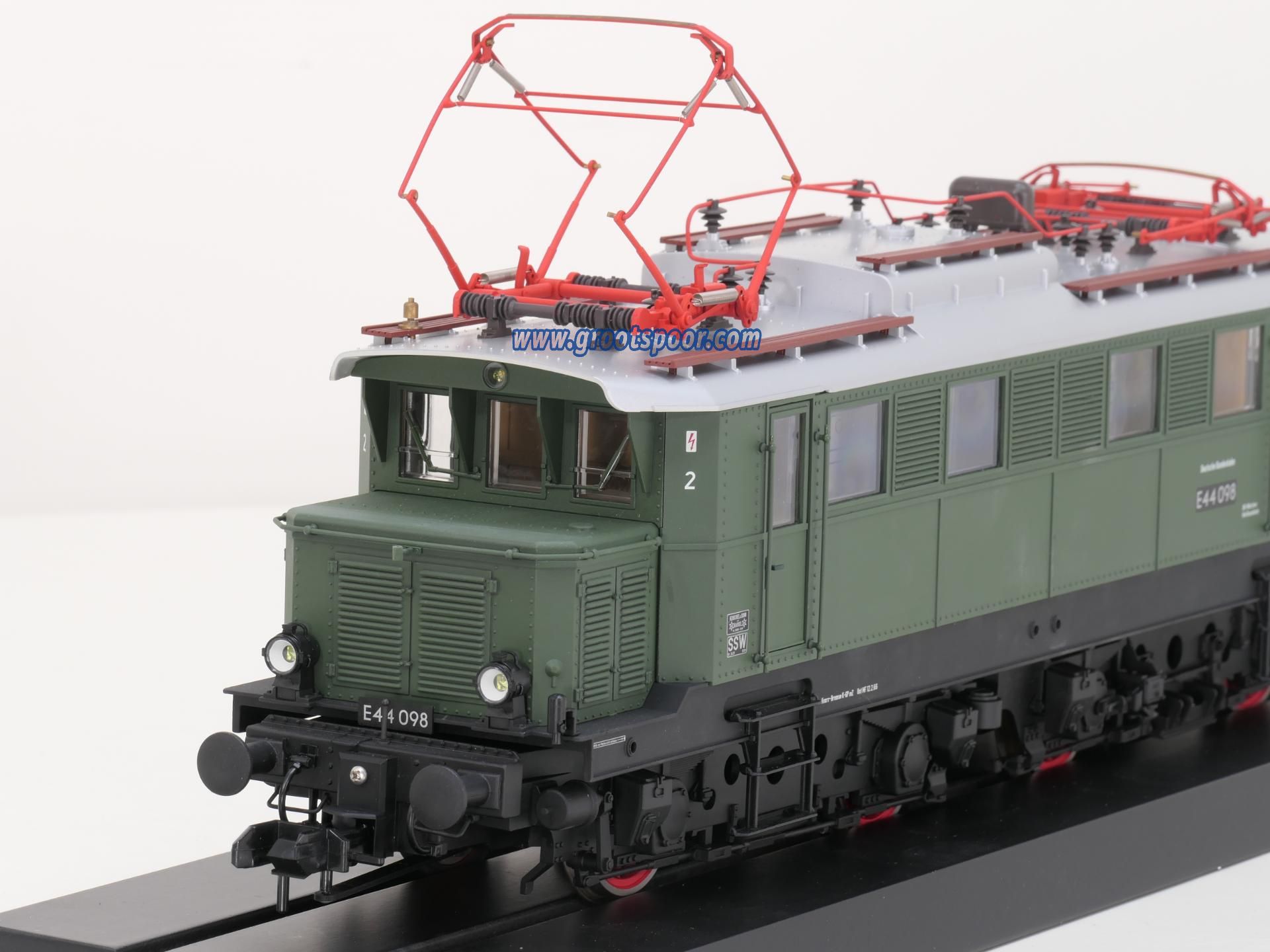 Locomotive Électrique Märklin Spur 1 - E44 Krokodil - Digitale Avec Son - Neuve