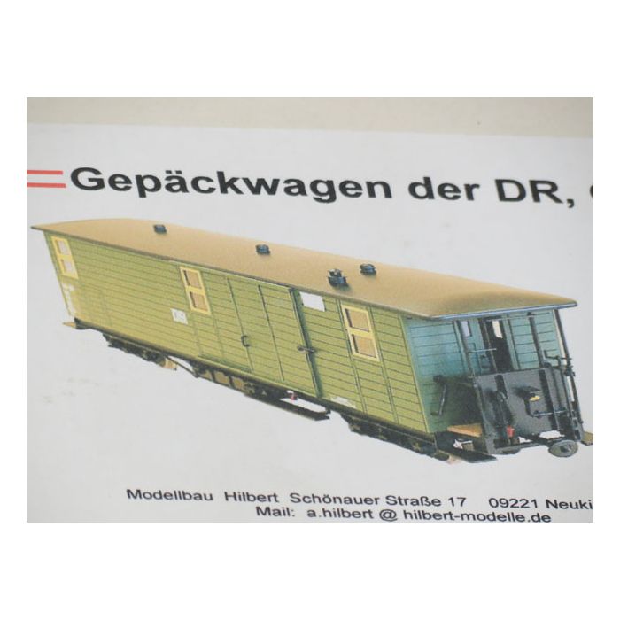 Bausatz 76384B Gepäckwagen der DR Gattung 751 verbrettert