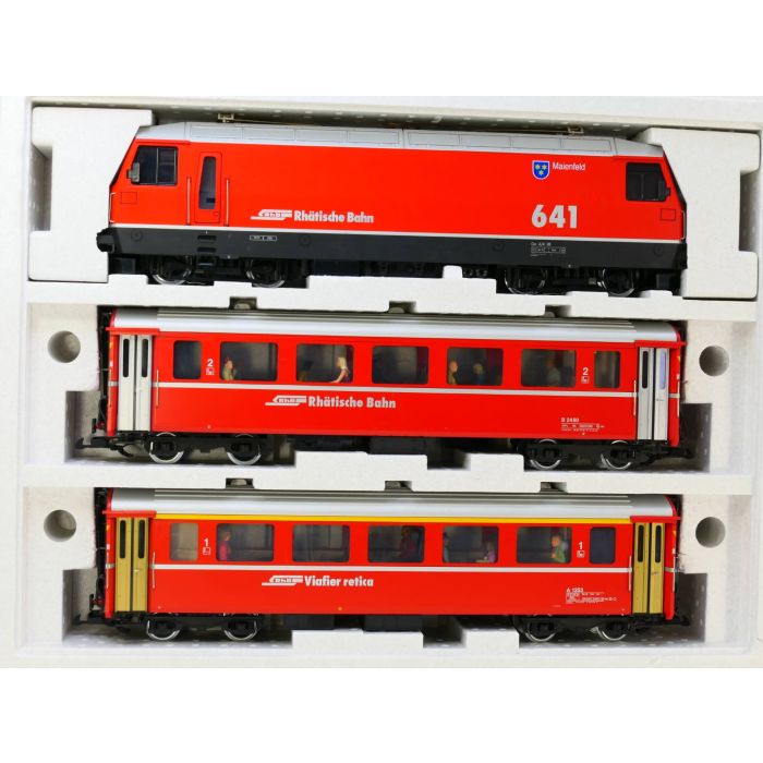 LGB 70642, 30 Jahre LGB RhB Personenzug-Set  , Sammleredition lok Digitaal, Sound, Metallrader, 13 Figuren