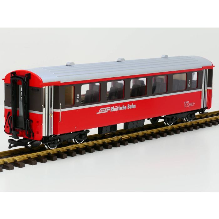 LGB 33670 RhB-Personenwagen B 2467 2. Klasse, Metallrader, Stromabname, Innenbeleuchtung