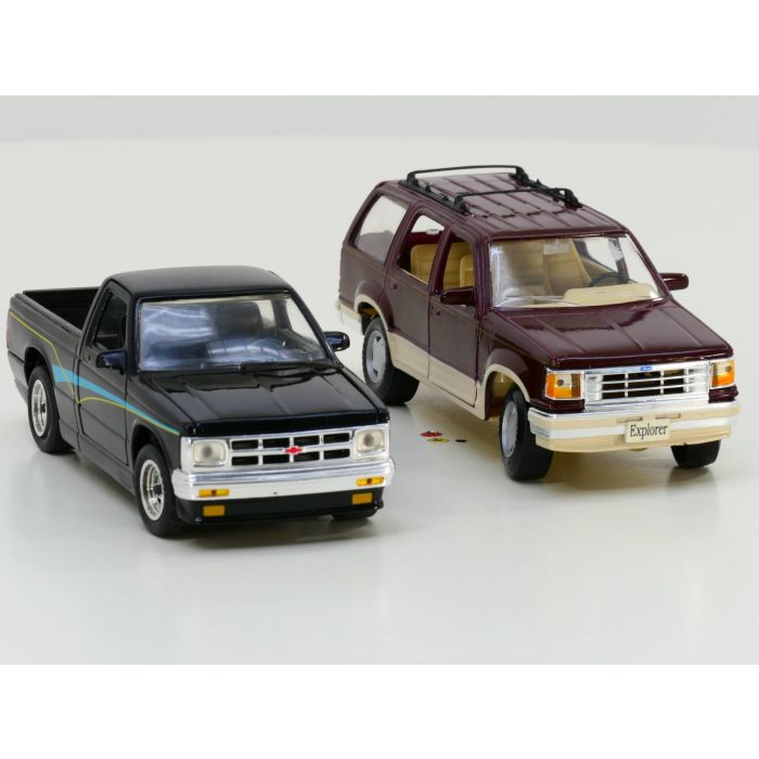 Set Ford USA Explorer 1992 & Chevrolet S10 Pick up 1992 1:24