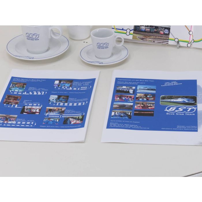 Set servies en  brochures TEE & BST  Blue Star Train