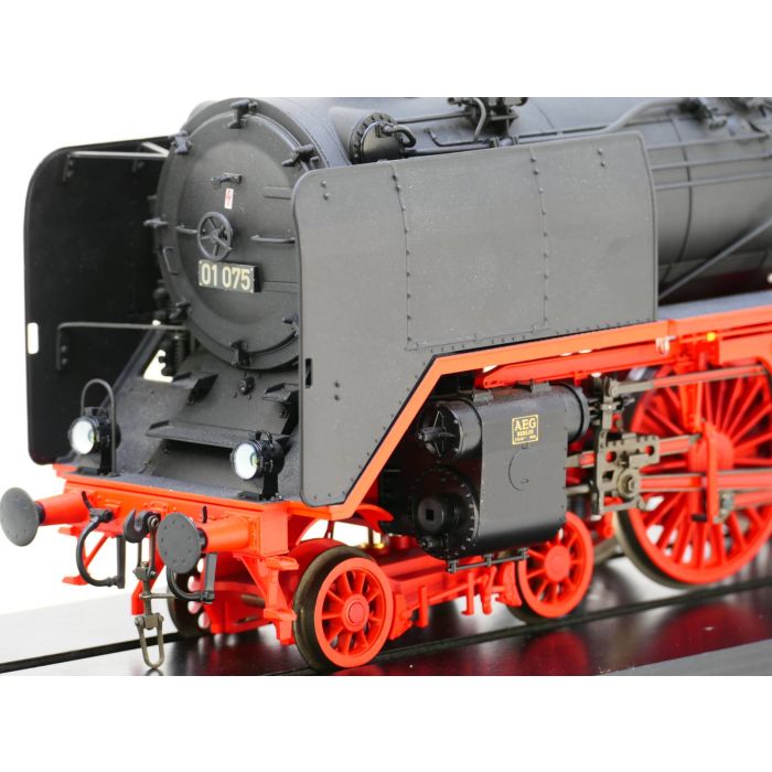 Märklin Spur 1 55901 Dampflokomotive mit Schlepptender DB 01 075 Digitaal, Sound, MFX
