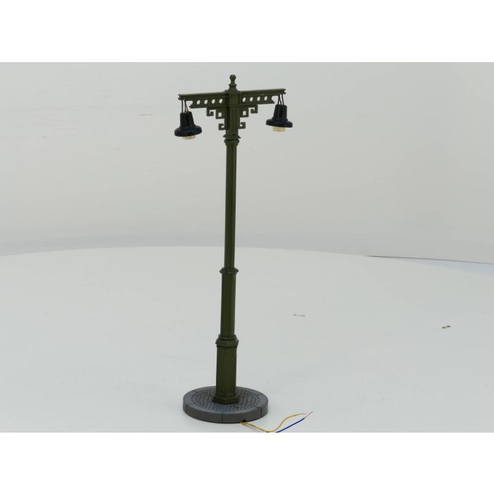 LGB 50560 Bahnhofslampe, 2-armig Mos-Groen