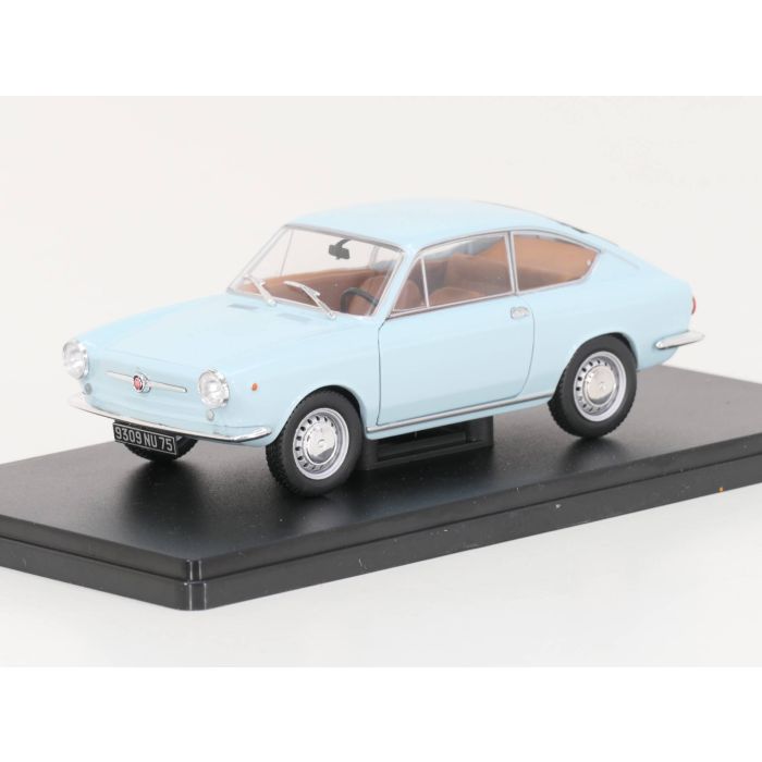 gsdccmag 00024Fiat850blue 1965 Fiat 850 Coupe Light Blue 1/24