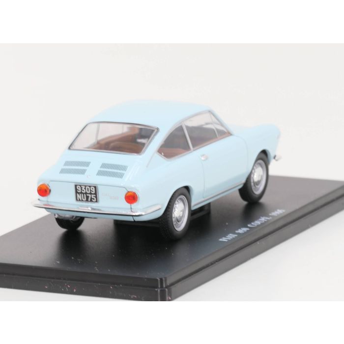 gsdccmag 00024Fiat850blue 1965 Fiat 850 Coupe Light Blue 1/24