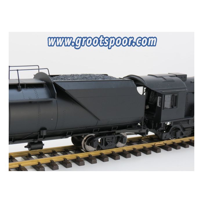 Aristo Craft Train 21500 undec-black-2-8-2-mikado-steam-locomotive-tender