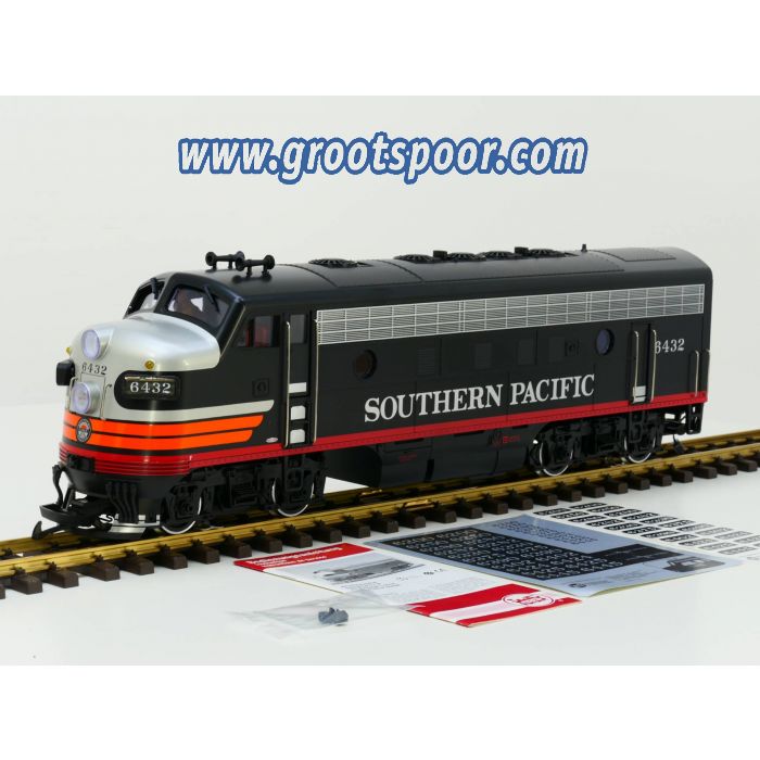 LGB 24570 Southern Pacific F7-A Diesel Locomotive No 6432