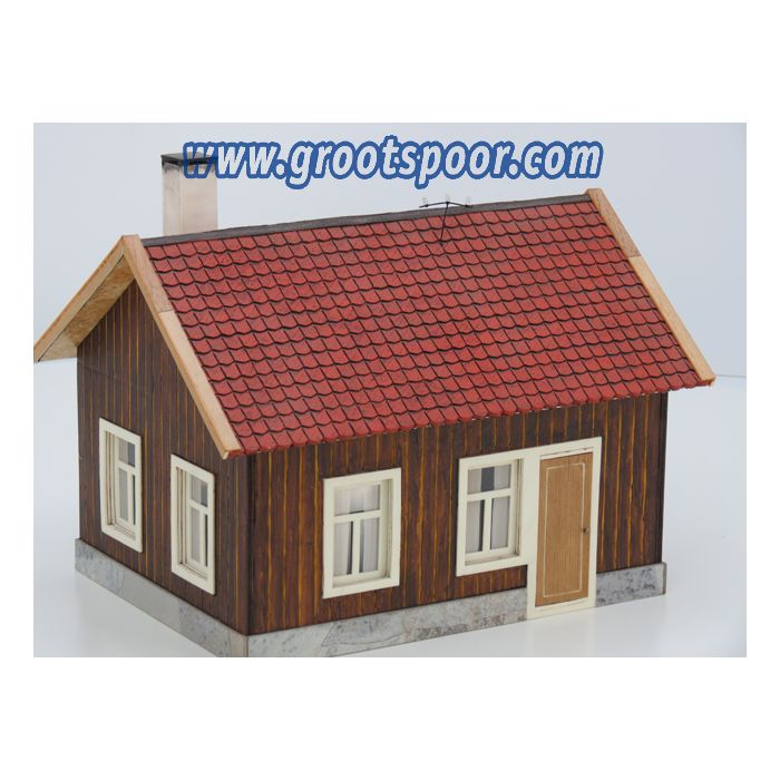 Kleinserie Fabricaat huis Nr 2  Rode dakpannen