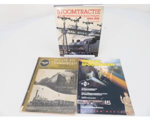 Set van 3 boeken van de Nederlandsche spoorwegen #8232