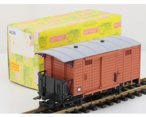 LGB 4030 A  Gesloten goederenwagen, Metallrader