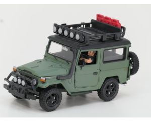 GSDCCmax 00079137gn 1974 Toyota FJ40 hard top off Road Version with Roof rack, green