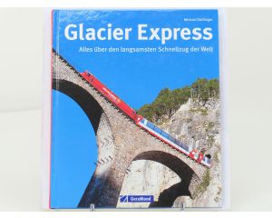 Set van 3 spoorwegenboeken Golden Pass, Schweizer Bahnen - Unterwegs in die Zukunft en Glacier Express: Alles über den langsamsten Schnellzug der Welt - Hardcover #8755