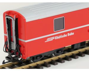 LGB 30690 RhB-Gepäckwagen D 4214,  4 st Kugellager Achsen, Stromabnahme, Massoth Innenbeleuchtung						