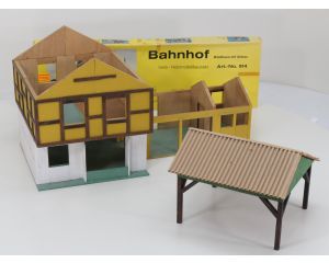 HMB 914 Bahnhof Waidhaus Mit Anbau + Scheune, Mitt Verpackung und restliche Teile