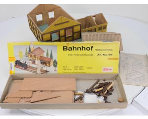 HMB 914 Bahnhof Waidhaus Mit Anbau + Scheune, Mitt Verpackung und restliche Teile