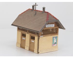POLA 330903 Toilettenhäuschen gebouwd model