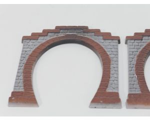 BUSCH  8610  TUNNELPORTAAL. 2 ST. G