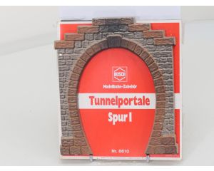 BUSCH  8610  TUNNELPORTAAL. 2 ST. G
