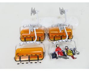 Schaal 1:32 Jägerndorfer 54200 set 4 zetels Doppelmayr voor 6 personen #9386