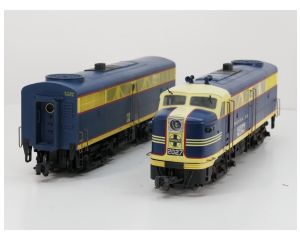 Aristo craft 22027 & 22077 FA-1 & FB-1 ATSF Santa Fe Set