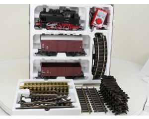PIKO 37120 + 35301 XXL Set DB Güterzug BR 80 & 2 Güterwg. + Sound & Dampf, Inc Extra Gleise