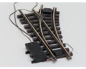 LGB 1205 Digitaal ElekWeiche rechts,R1,30* (oud model met korte tongen),Schroefbare railverbinders
