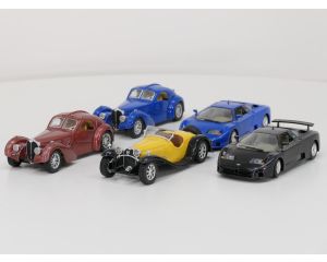 Schaal 1:24 Bburago set van 5 Bugatti's 11CB, Atlantic en Type 55 #9646