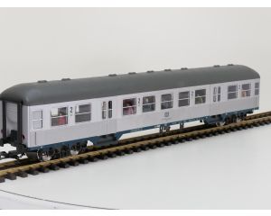 PIKO 37631 G-Nahverkehrswg. Bnb 2. Klasse DB, Kugellagerachsen, Innenbeleuchtung, Energiespeicher, 18 Figuren