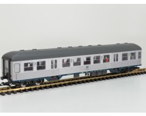 PIKO 37631 G-Nahverkehrswg. Bnb 2. Klasse DB, Kugellagerachsen, Innenbeleuchtung, Energiespeicher, 14 Figuren