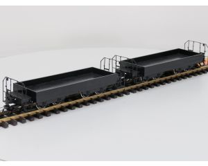 TRAINLINE45 3050101 Set 2x Niederbordwagen Schwartz Mit Wittenberger-Drehgestell (HSB), Metallrader