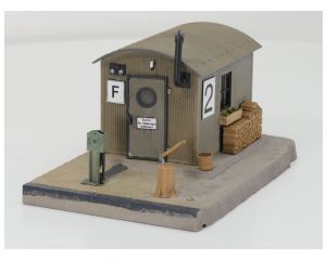 POLA 330937 Schrankenwärterhütte gebouwd model