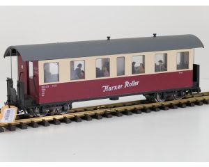 TRAINLINE45 3530730 HSB Personenwagen 7 Fenster 900-479 Harzer Roller, 12 Figuren, Innenbeleuchtung, Metallrader, Energiespeicher,#723