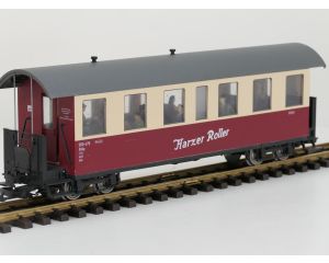TRAINLINE45 3530730 HSB Personenwagen 7 Fenster 900-479 Harzer Roller, 12 Figuren, Innenbeleuchtung, Metallrader, Energiespeicher,#723