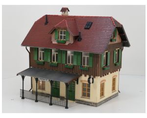 POLA 330901 Bahnhof Schönweiler (Achterberg) gebouwd model