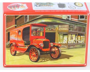 AMT 1024/12 Ford Model T 1923 Coca Cola Delivery 1:25