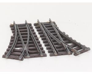 LGB Wisselset R1 1x Links & 1x Rechts ( 12000 & 12100 ). Zonder aandrijving / Railverbinders