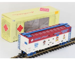 Aristo Craft Trains 46030 Steel Boxcar No110 United American Circus, Metallrader