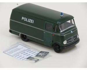 Rietze 224 Mercedes L319 Polizei
