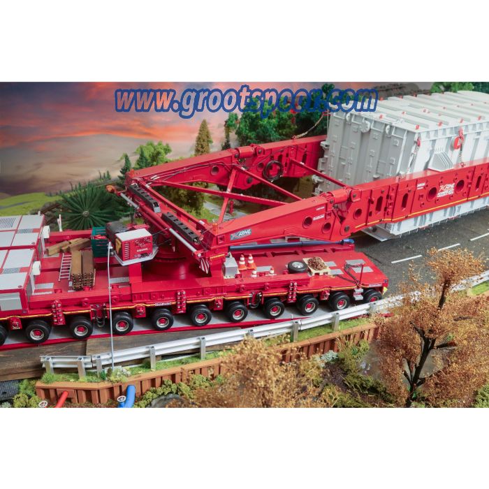 Uniek 1:24 Diorama met Realistische Girderbridge, SPMT Platforms en Transformator, Kahl transport