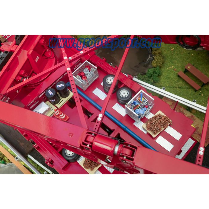 Uniek 1:24 Diorama met Realistische Girderbridge, SPMT Platforms en Transformator, Kahl transport