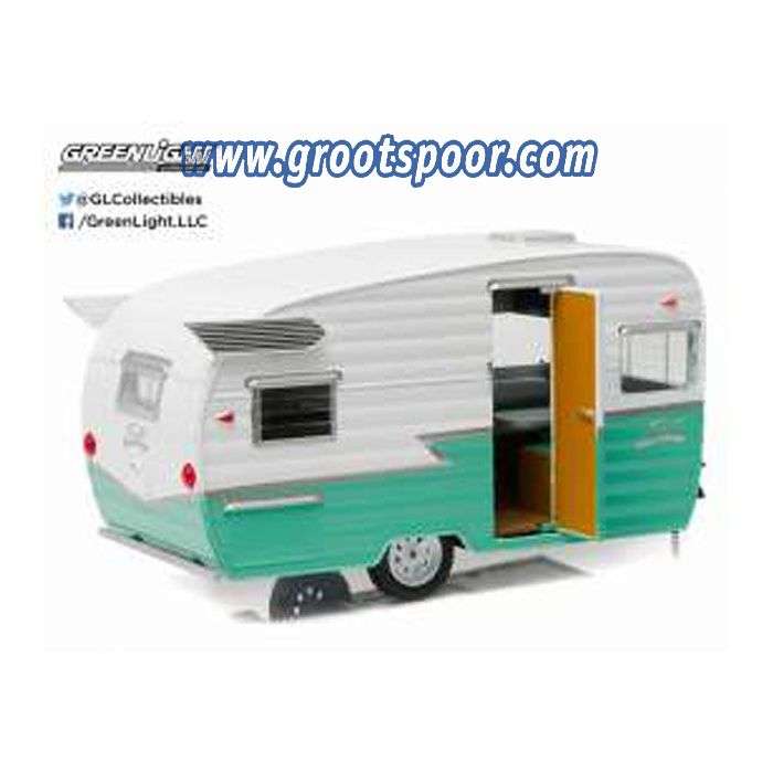 GSDCCgl 00018227 1961 Shasta Airflyte, white/green