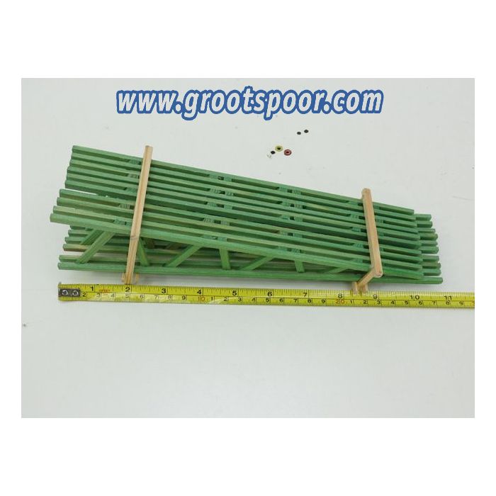 DUHA GREEN WOODEN PLANKS