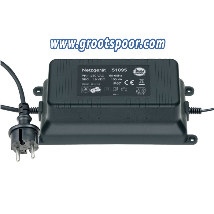 LGB 51095 Schaltnetzteil 100 W/22 V