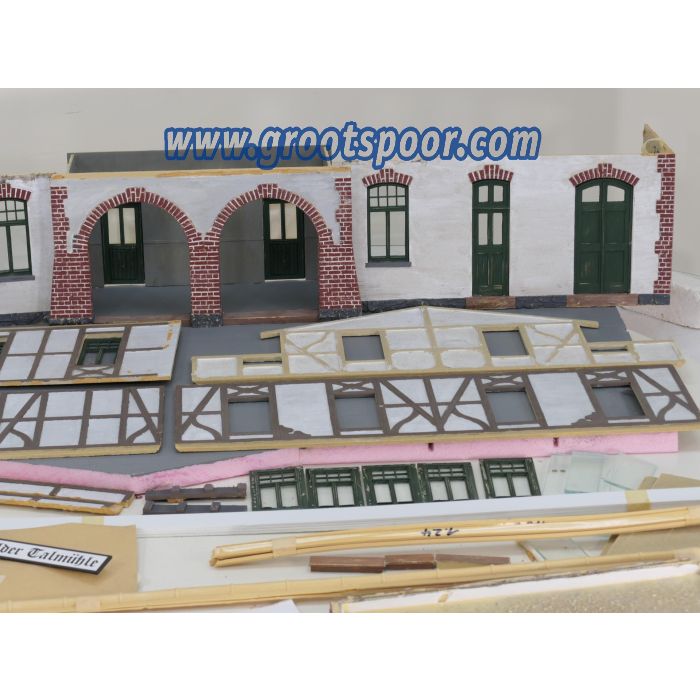 Bahnhof Eisfelder Talmuhle der DR / HSB, Relief Bausatz Bahnhof - sku: 20250207053947 - Used - Like new - Photo 3