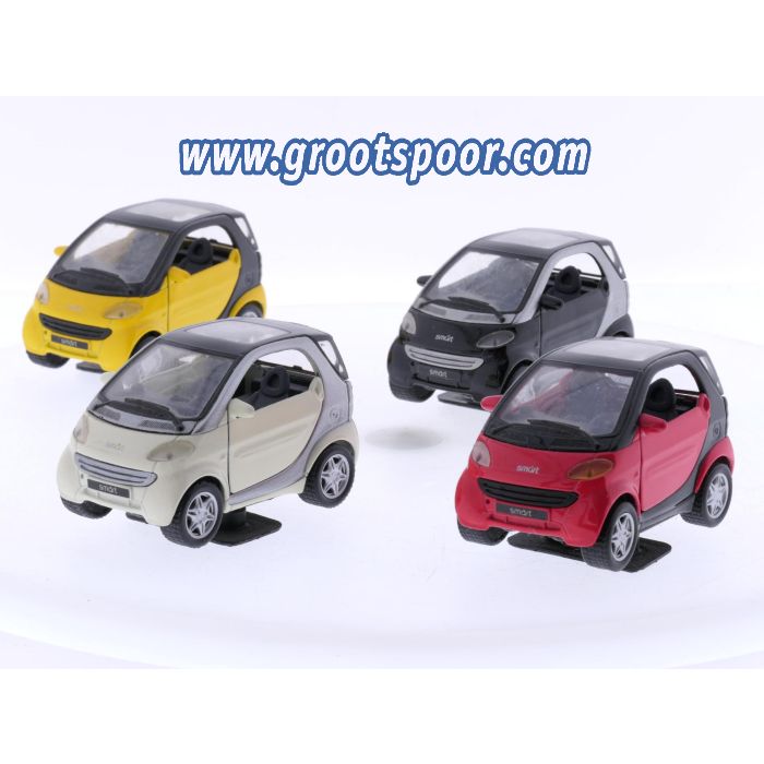 Schaal 1:33 Maisto set van 4 x Smart City-coupé #6980