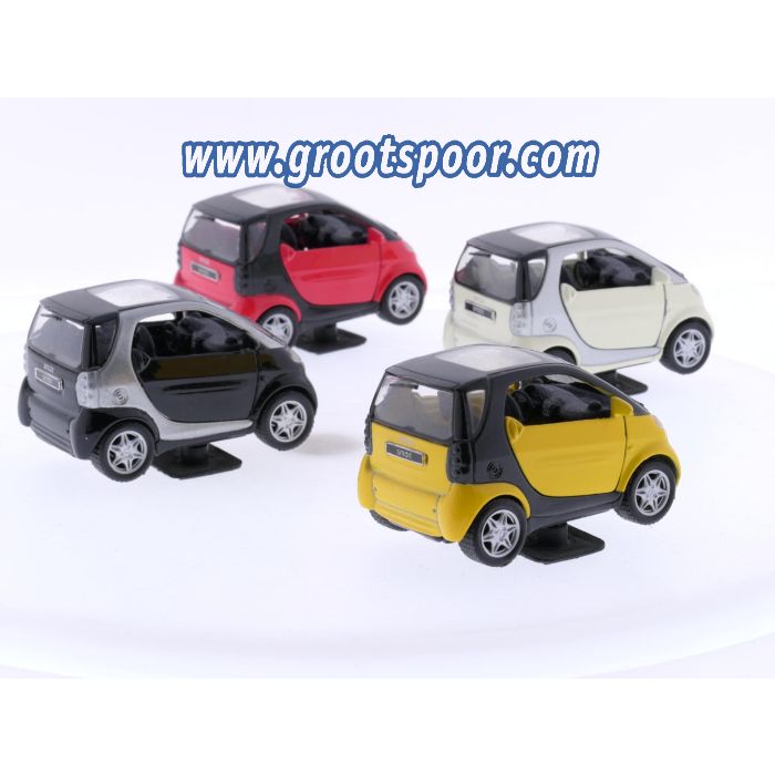 Schaal 1:33 Maisto set van 4 x Smart City-coupé #6980