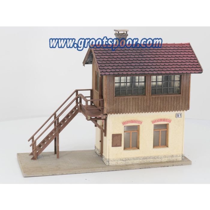 POLA 330914 Stellwerk Schönweiler Gebouwd model