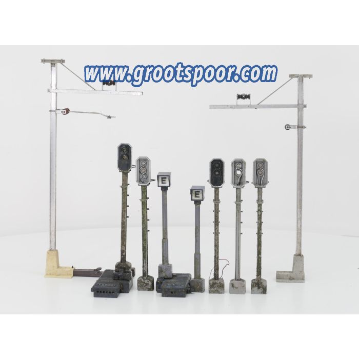 LGB RhB Bastler Set. Signale, Oberleitung, Entkuppler